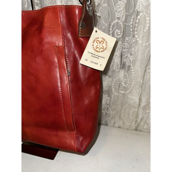 NWT WILSONS LEATHER Pelle Studio Red Leather Shoulder Bag Strap Zipper - Picture 3 of 13